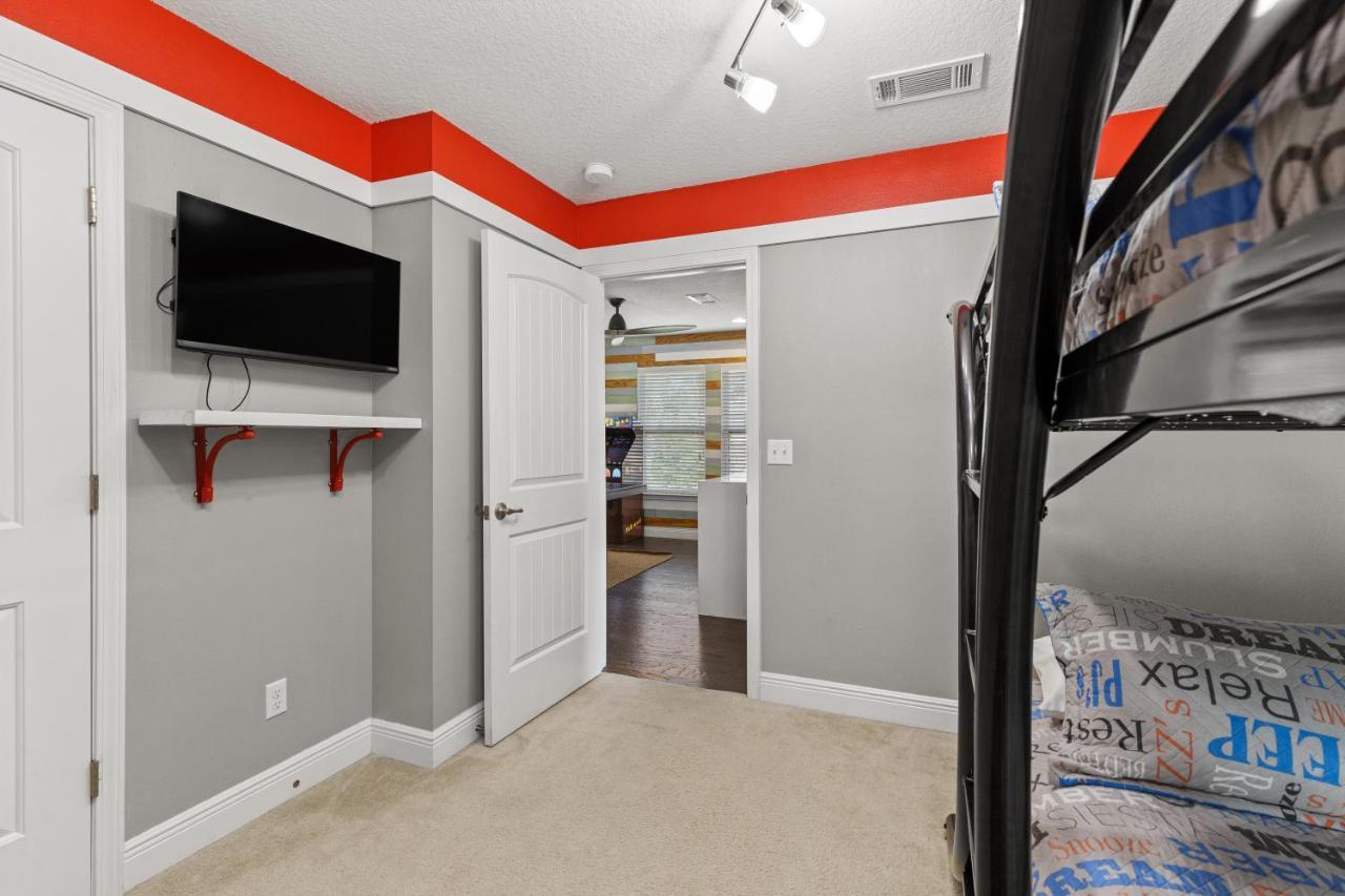 The Fun Orange Home In A Great Location With Bonus Game Room โรสแมรีบีช ภายนอก รูปภาพ